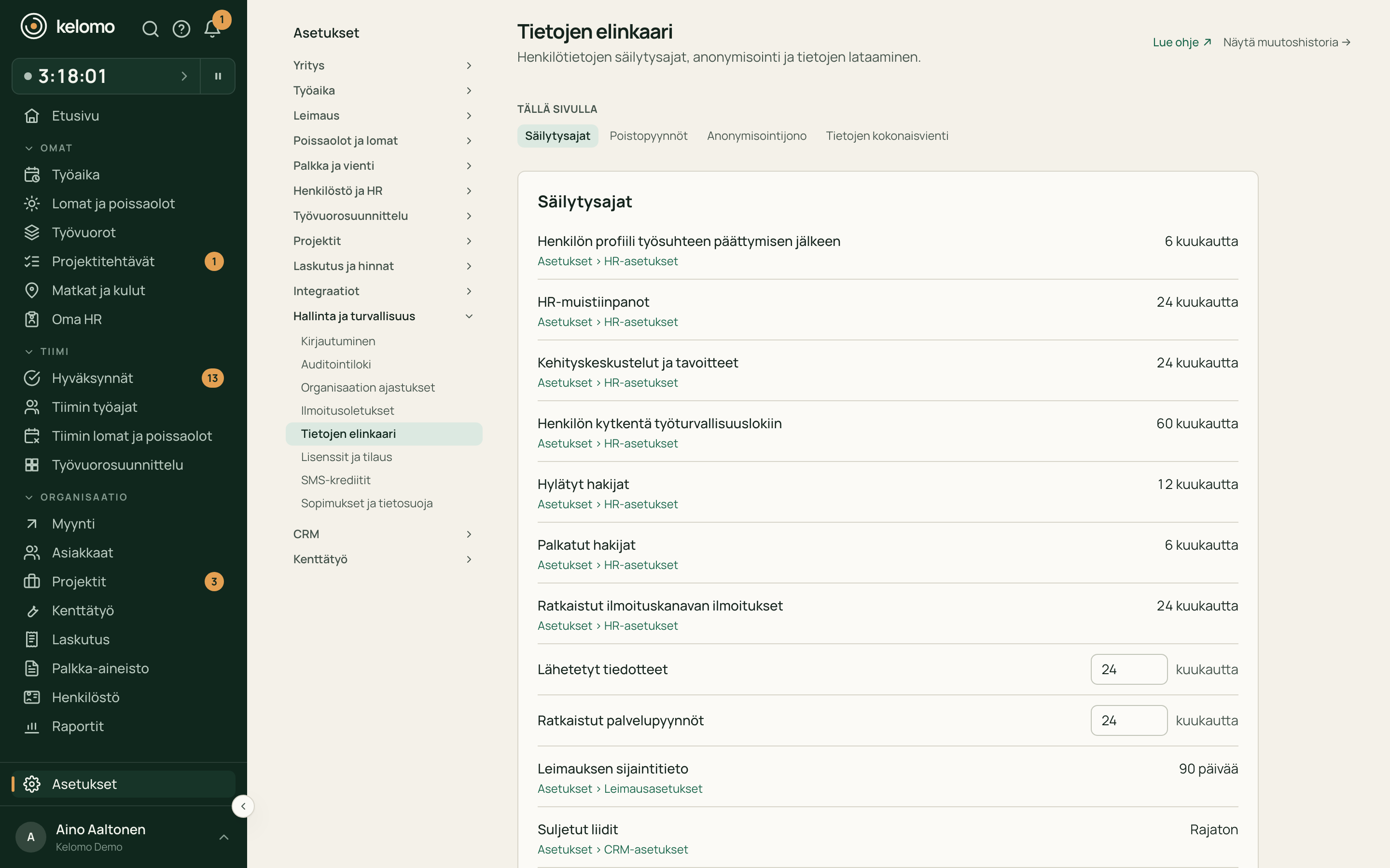 Tietojen elinkaari -asetussivu: säilytysajat tietoluokittain, lakisääteiset merkitty muuttumattomiksi.
